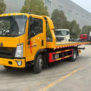 Wrecker Truck with 6-Speed Transmission & Airbag Seat