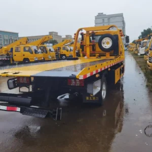 1920mm wide cab AAM axle light-duty wrecker for stable towing 1920mm wide cab AAM axle light-duty wrecker for stable towing