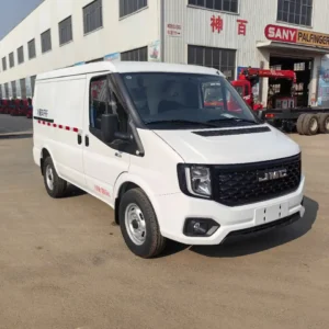 short wheelbase low roof freezer truck short wheelbase low roof freezer truck