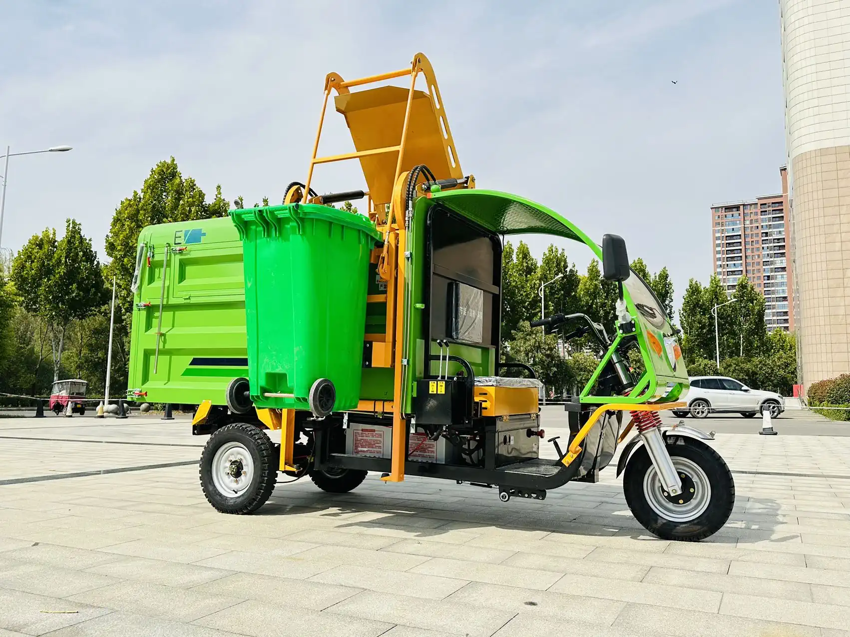 Motorized Waste Bin Lifter