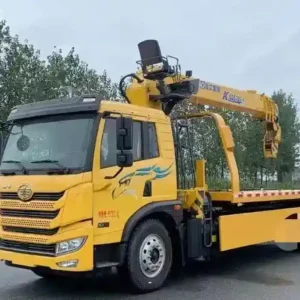 XCMG 8-ton crane heavy-duty vehicle recovery wrecker FAW