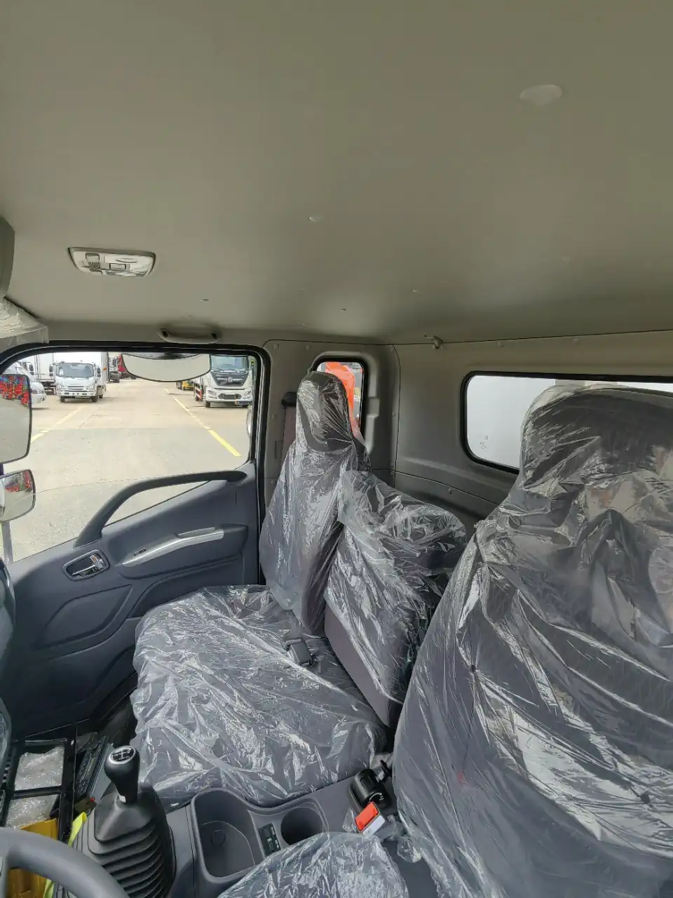 2.5L Diesel Foton Auling CTV 4.2m Insulated Refrigerated Delivery Truck