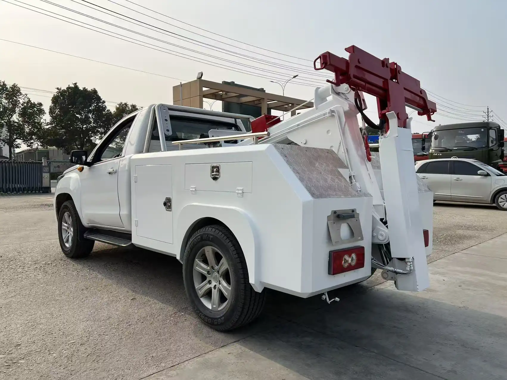 Commercial 4WD Wrecker Tow Truck – FOTON 110kW Engine, 6-Speed Auto Transmission for Heavy Duty Towing