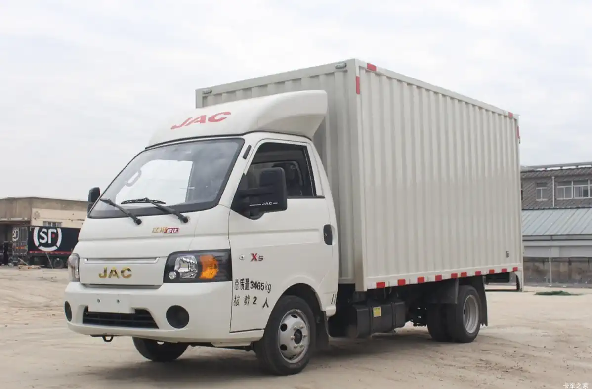 JAC Kaida X5 Light Duty Freezer Truck FRP XPS Insulated Box with Rear Twin Tires
